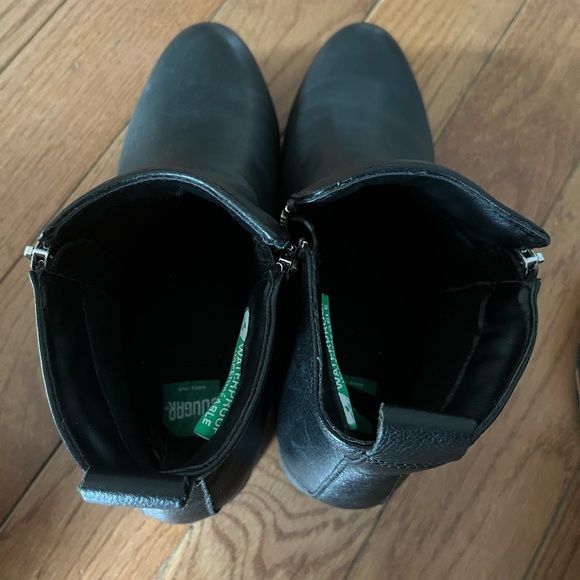 Cougar Waterproof Black Booties - Picture 7 of 12